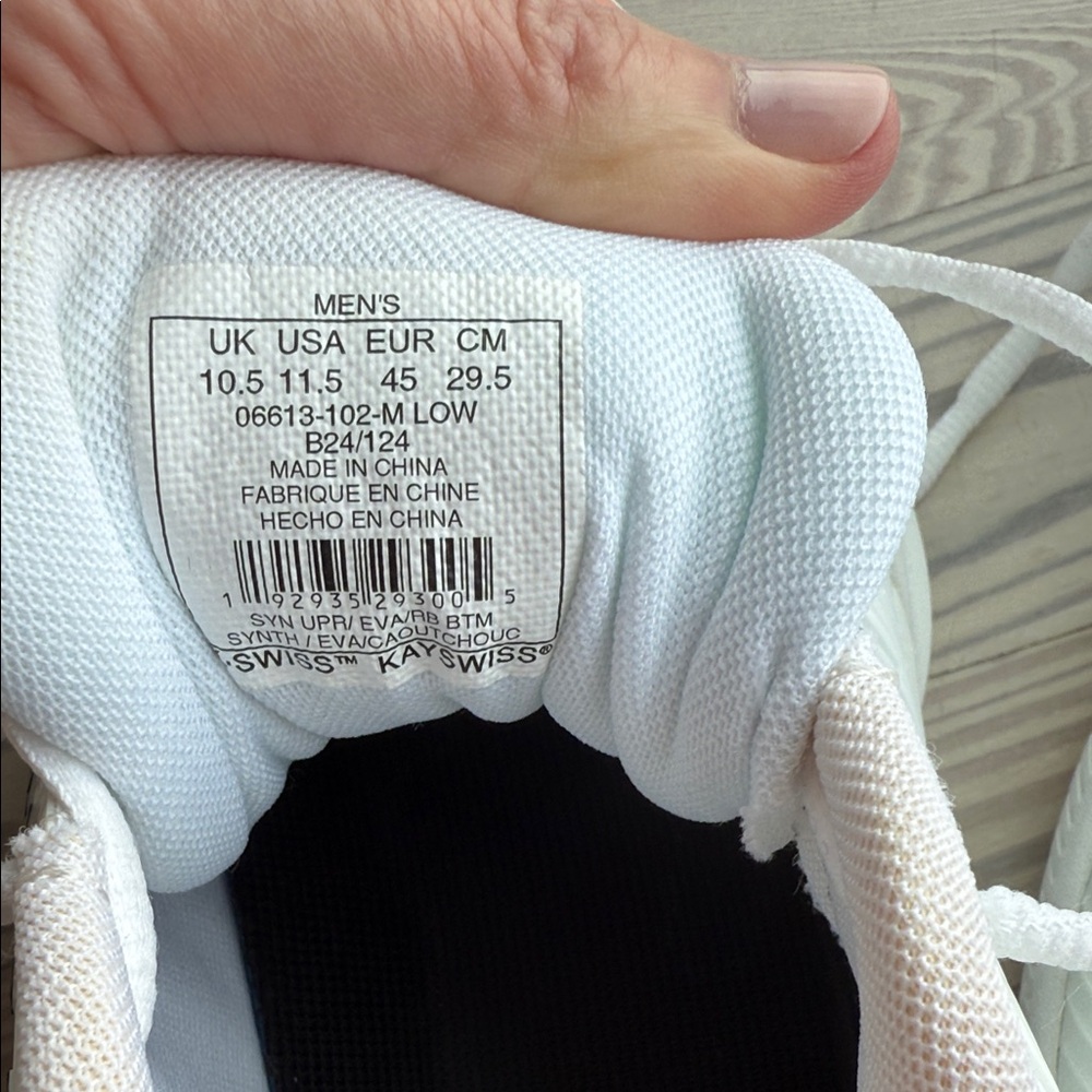 NEW!! K-Swiss White Tennis Sneakers - never worn - Picture 4 of 4